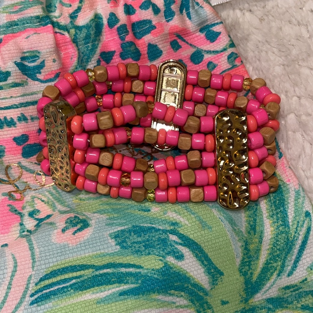 Closing Closet- 5 for $25 on select items.
Lilly Pullitzer bracelet with bag. - Picture 4 of 6